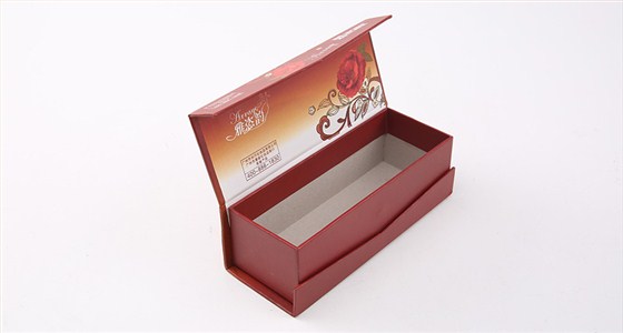 明輝的化妝品包裝盒契合我的品牌